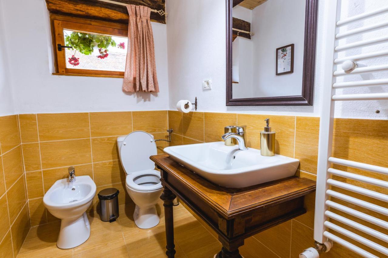 Chalet Giuel Barcut Extérieur photo
