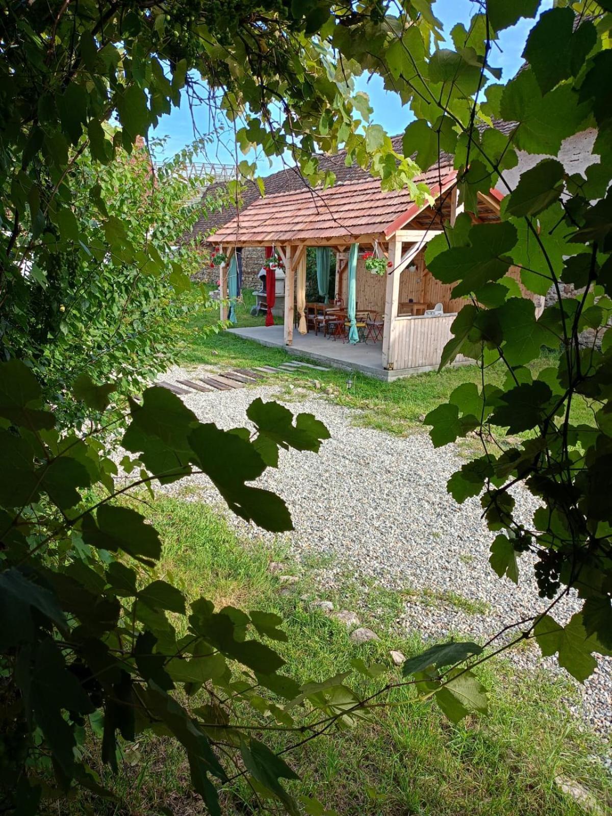 Chalet Giuel Barcut Extérieur photo