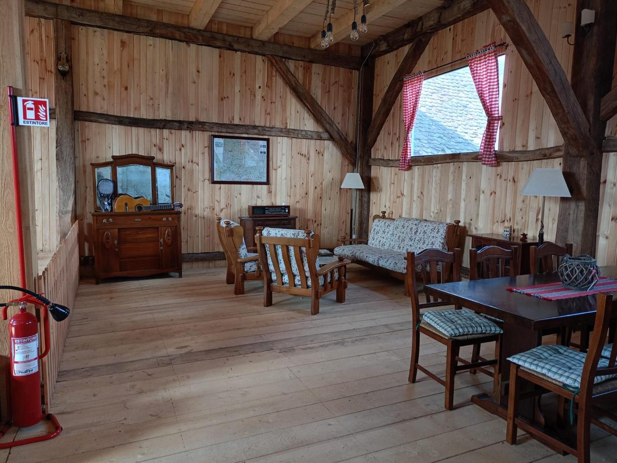 Chalet Giuel Barcut Extérieur photo